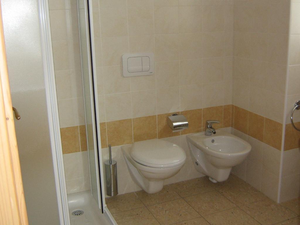 Taxus Hostel Pieve Tesino ห้อง รูปภาพ